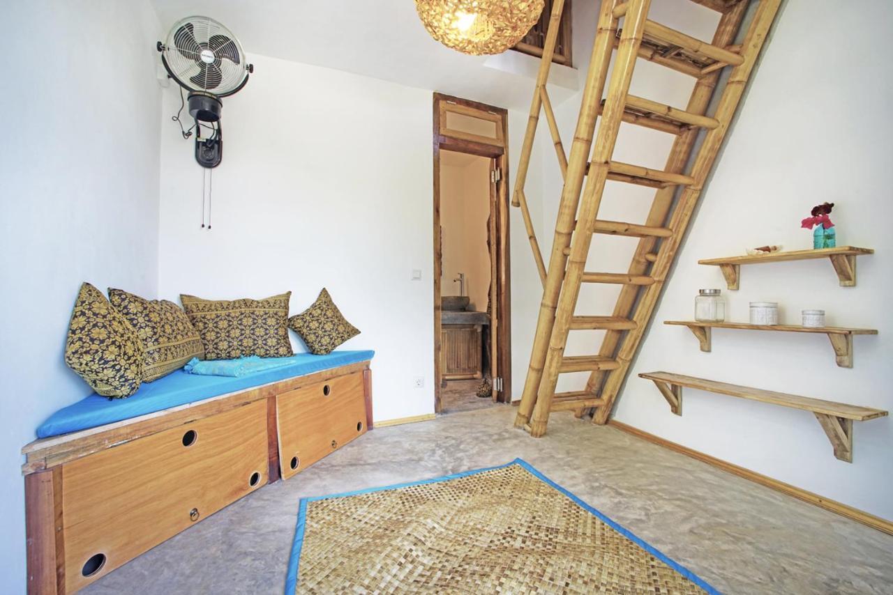 Batu Bambu Hotel Kuta  Room photo